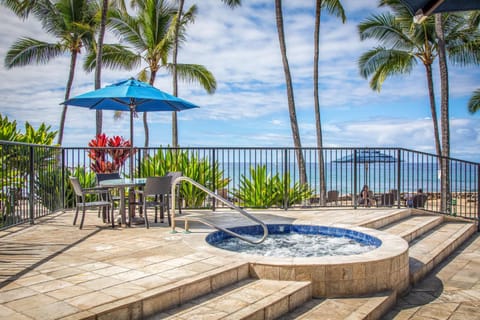 Day, Hot Tub, View (from property/room), Pool view, Sea view, Swimming pool, sunbed