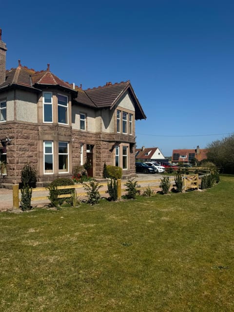 Property building, Spring, Garden, Garden view