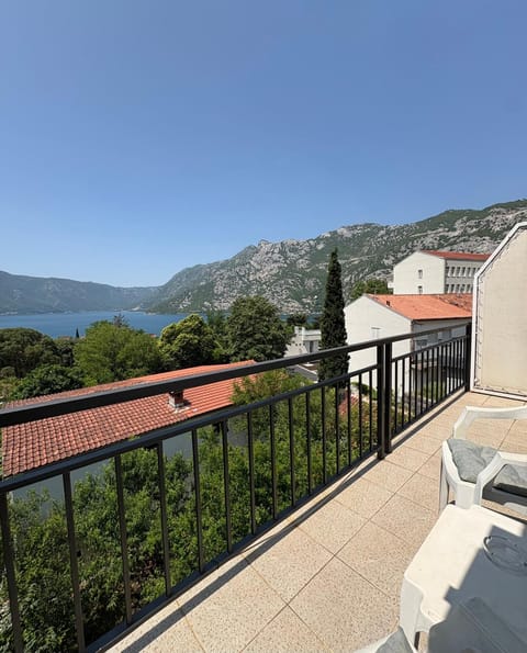 View (from property/room), Balcony/Terrace, Sea view