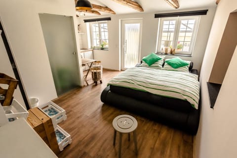 Living room, Bedroom