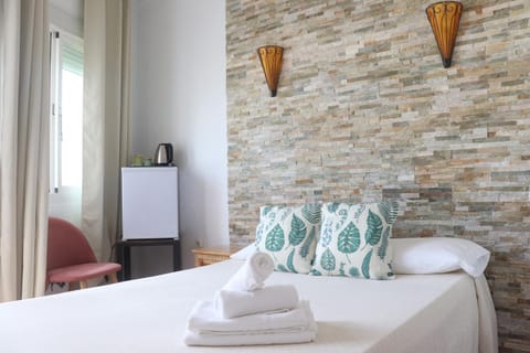 Hostal La Paloma II Bed and Breakfast in Calp