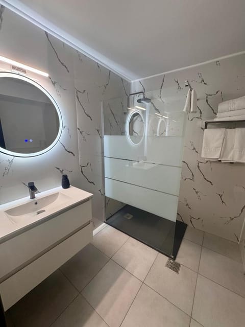 Hotel ZEN-Aeroport Hotel in Craiova