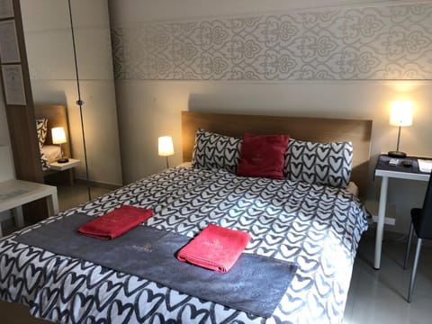Bedroom, wardrobe