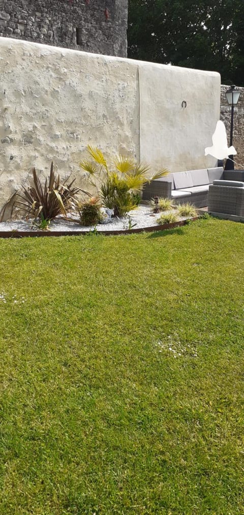 La Cour Royale Apartment in Bayeux