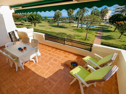 Property building, Spring, Off site, Day, Natural landscape, Winter, Summer, Garden, Sea view, Swimming pool, sunbed