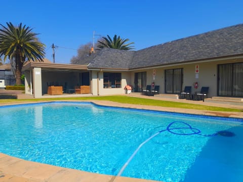 Property building, Swimming pool