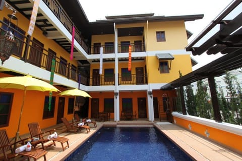 Facade/entrance, Swimming pool, Swimming pool