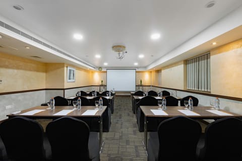 Meeting/conference room