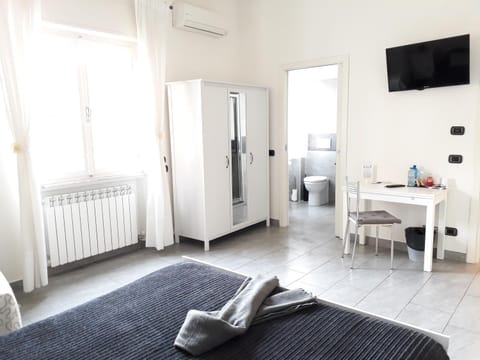 Bathroom, Bedroom