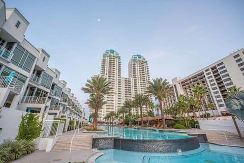 Pool view, Swimming pool