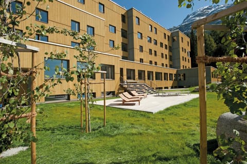 Facade/entrance, Day, Summer, On site