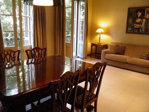 Living room, Dining area