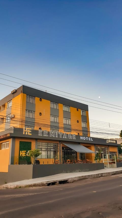 Property building, Facade/entrance