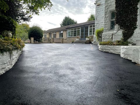 Property building, Day