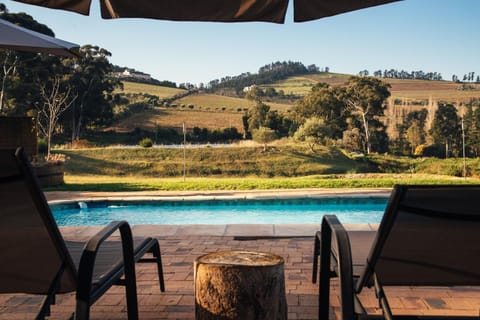 View (from property/room), Garden view, Swimming pool
