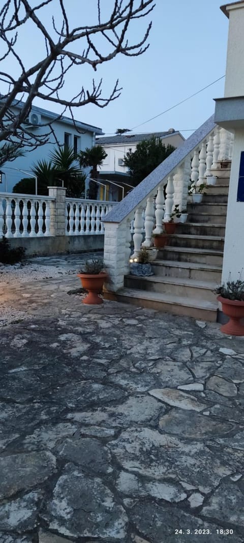 Property building, Natural landscape