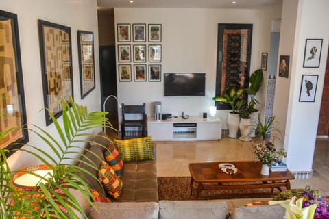 Living room, Seating area