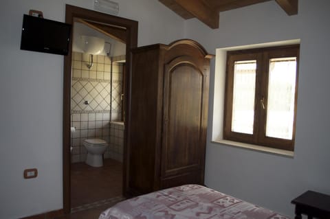 Day, Decorative detail