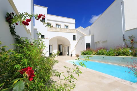Garden, Hot Tub, Swimming pool