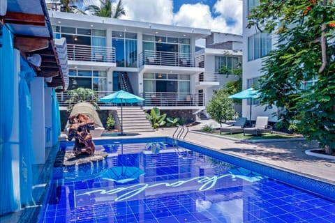 Day, Garden, Lounge or bar, Decorative detail, Garden view, Pool view, Swimming pool