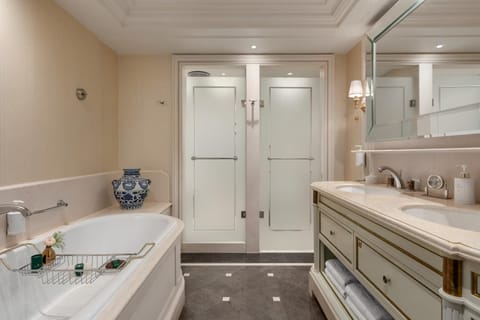 Shower, Bathroom, On site, Bath