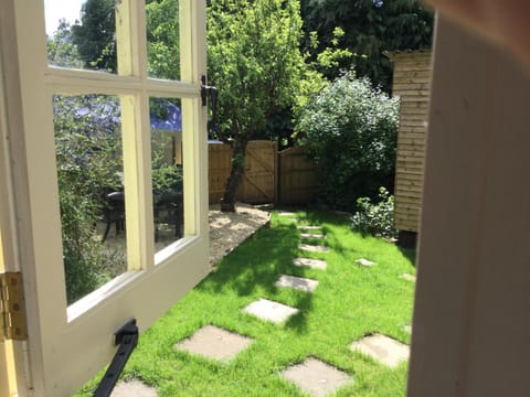 Cherryberry Lodges Bed and Breakfast in Abergavenny