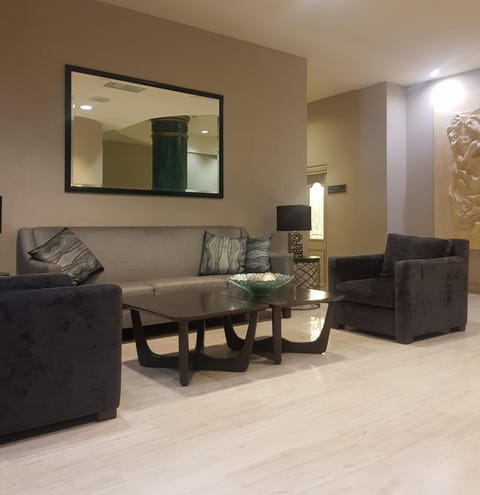 Lobby or reception, Decorative detail, On site