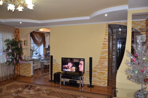 TV and multimedia, Seating area