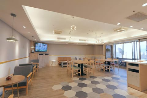 Communal lounge/ TV room, Banquet/Function facilities