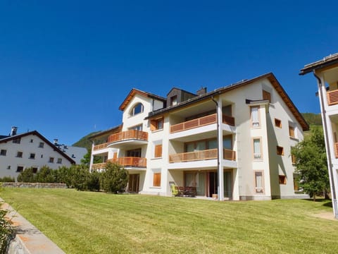 Pavrella Apartment in Samedan