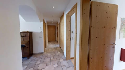 Pavrella Apartment in Samedan