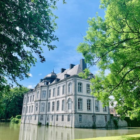 Château de Vierset Hotel in Wallonia, Belgium