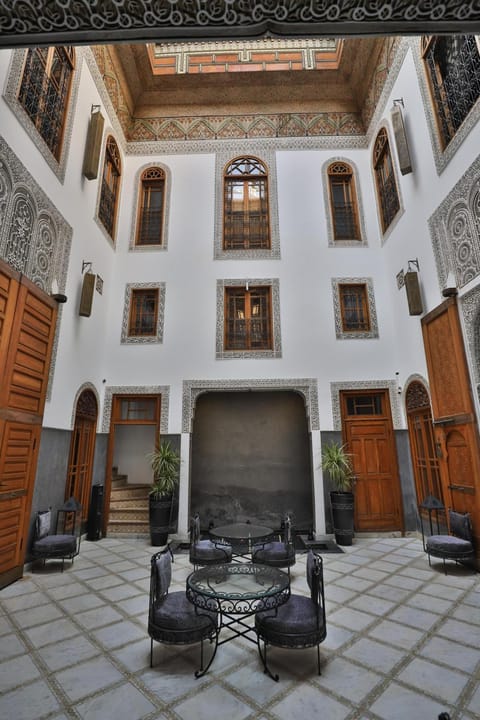 Patio, Day, Seating area