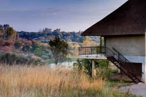 Property building, Restaurant/places to eat, Spring, Natural landscape, Winter, Summer, Garden, Balcony/Terrace, Lounge or bar, Autumn, Shopping Area, Swimming pool