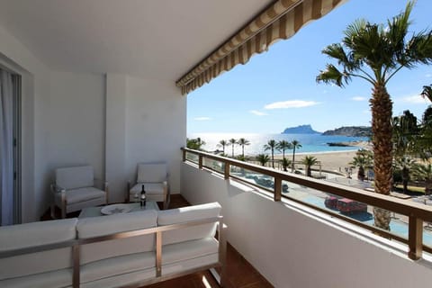 Primera Linea de Playa Apartment in Moraira