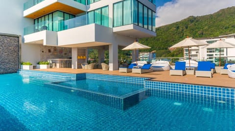 Balcony/Terrace, Swimming pool