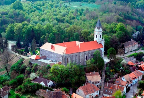 Property building, Bird's eye view