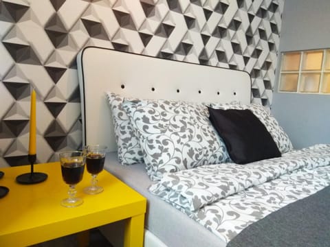 Bed, Day, Decorative detail, Bedroom
