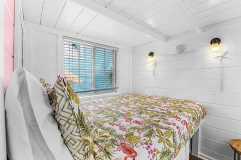 Matlacha Tiny Village House in Matlacha