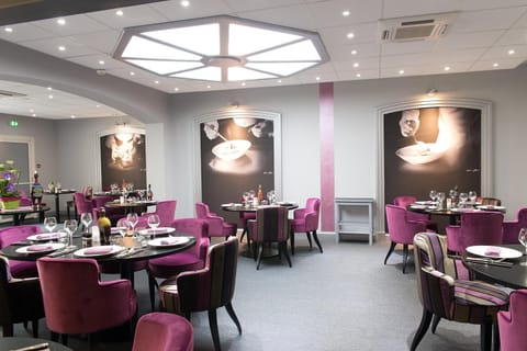 Restaurant/places to eat, Day