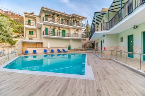 Property building, Swimming pool