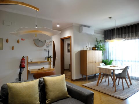 View (from property/room), Living room, Seating area, Dining area