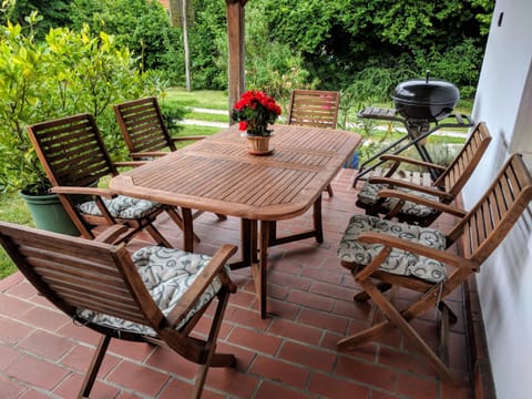BBQ facilities, Balcony/Terrace