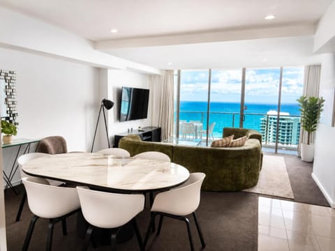 Living room, Dining area, Sea view