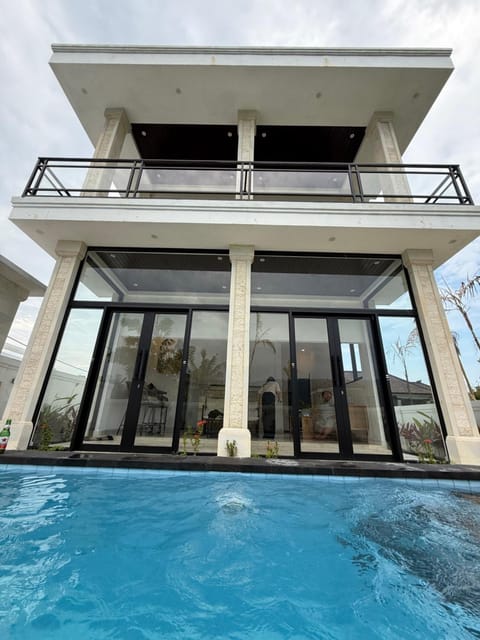 Murni’s House Bed and Breakfast in Buleleng