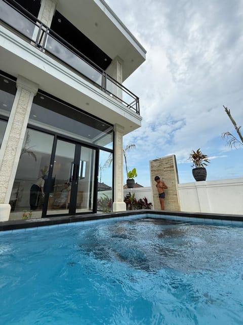 Murni’s House Bed and Breakfast in Buleleng