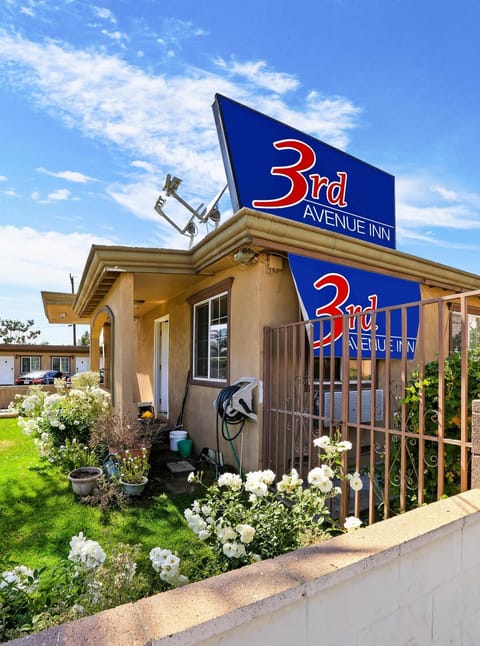 3rd Avenue Inn Hotel in La Habra
