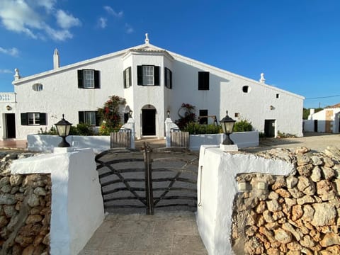 Property building, Facade/entrance, Off site