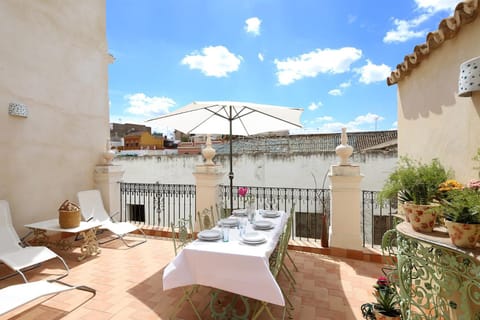 Property building, Balcony/Terrace