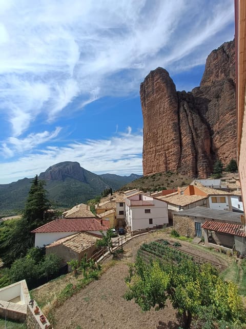 Nearby landmark, Natural landscape